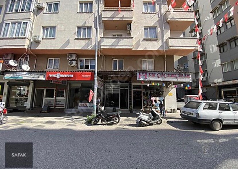 ŞAFAK/Çarşı Merkez’de (30m2) Satılık Dükkan 